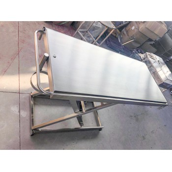 Veterinary Operating Surgical Table WT-05 (Stainless Steel Material, Constant Temperature)